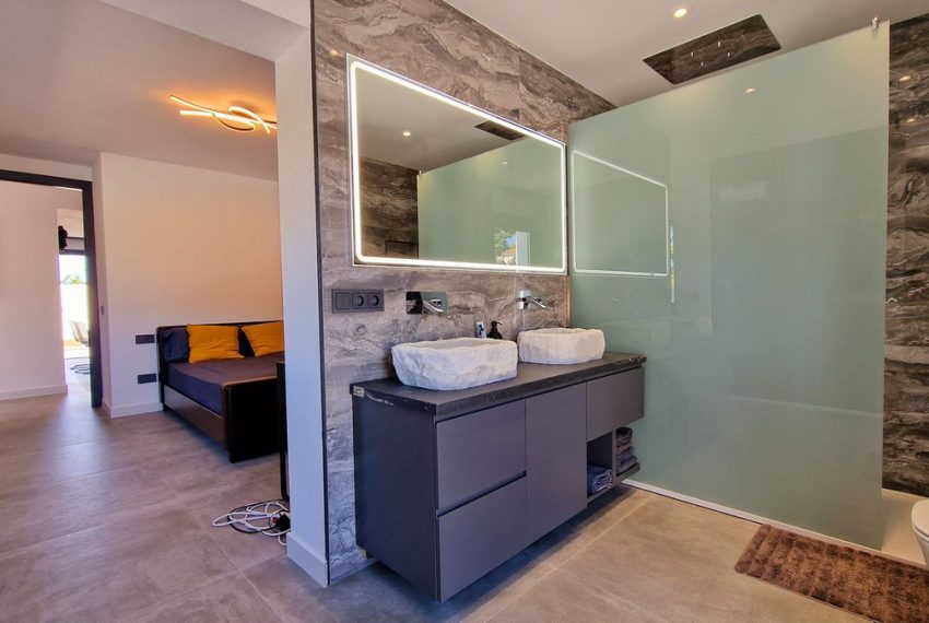 R4352458-Villa-For-Sale-San-Pedro-de-Alcantara-Detached-3-Beds-238-Built-15