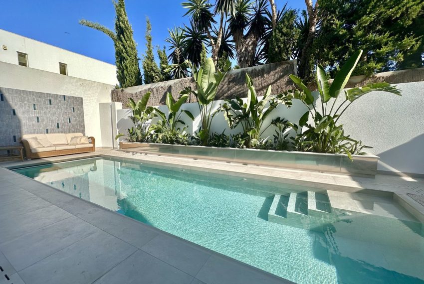 R4409782-Villa-For-Sale-Puerto-Banus-Detached-4-Beds-226-Built-5