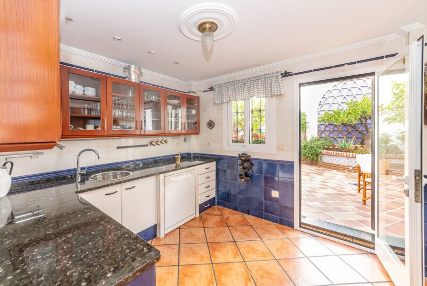 R4441393-Villa-For-Sale-Mijas-Costa-Semi-Detached-4-Beds-360-Built-17