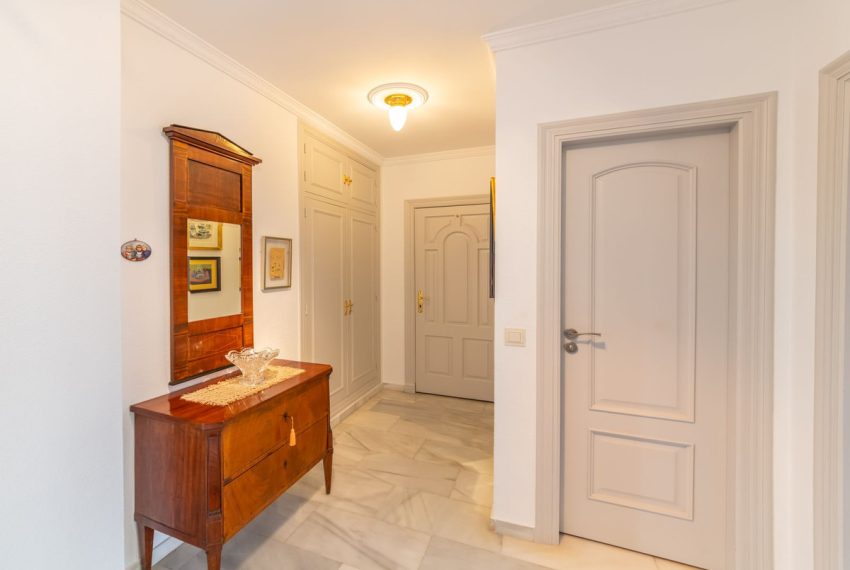 R4441393-Villa-For-Sale-Mijas-Costa-Semi-Detached-4-Beds-360-Built-6