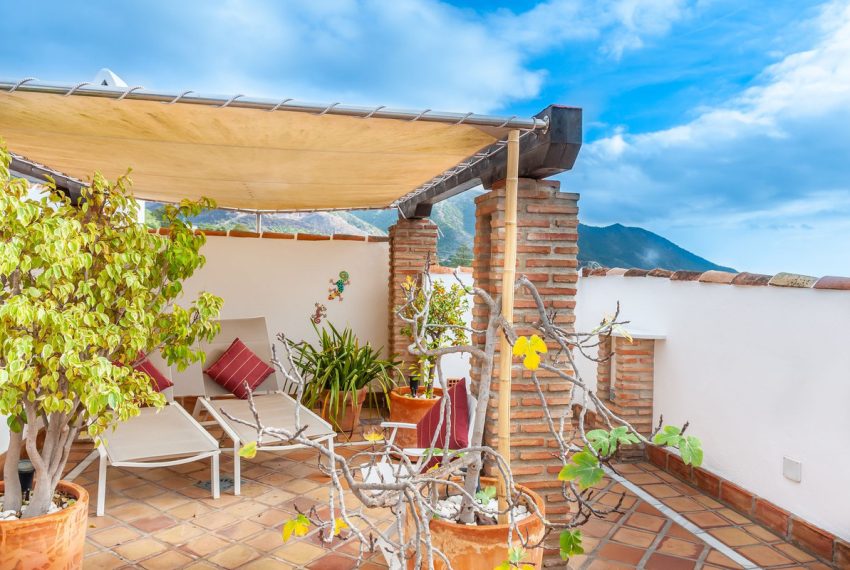 R4441393-Villa-For-Sale-Mijas-Costa-Semi-Detached-4-Beds-360-Built