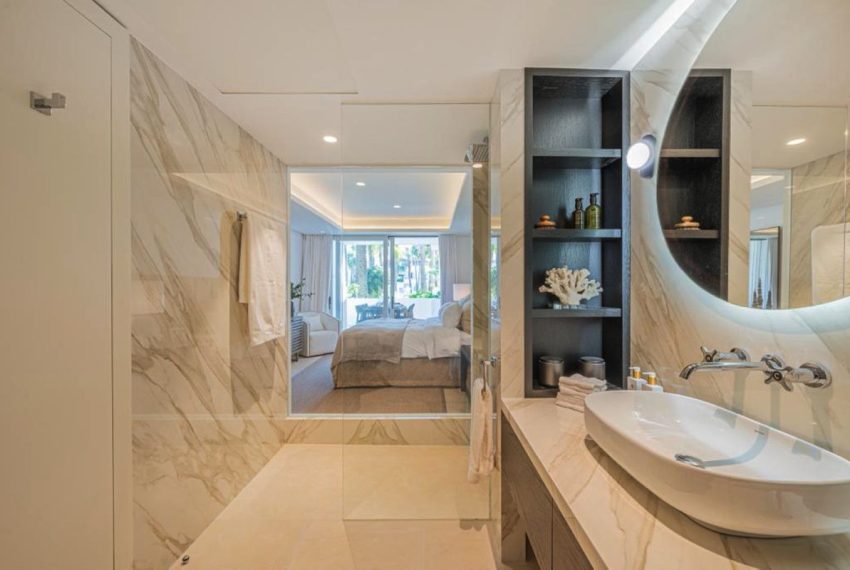 R4442599-Apartment-For-Sale-The-Golden-Mile-Ground-Floor-3-Beds-138-Built-7