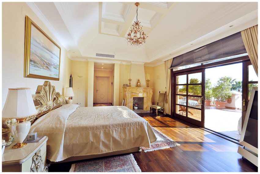 R4443529-Villa-For-Sale-Nueva-Andalucia-Detached-6-Beds-1727-Built-17