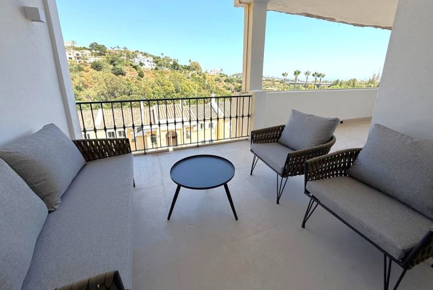 R4450825-Apartment-For-Sale-La-Quinta-Middle-Floor-3-Beds-120-Built-3