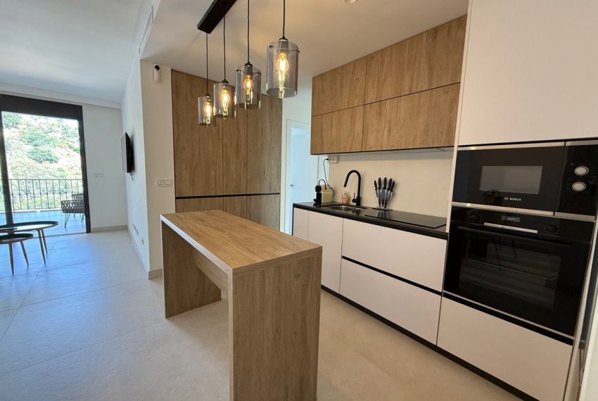 R4450825-Apartment-For-Sale-La-Quinta-Middle-Floor-3-Beds-120-Built-5