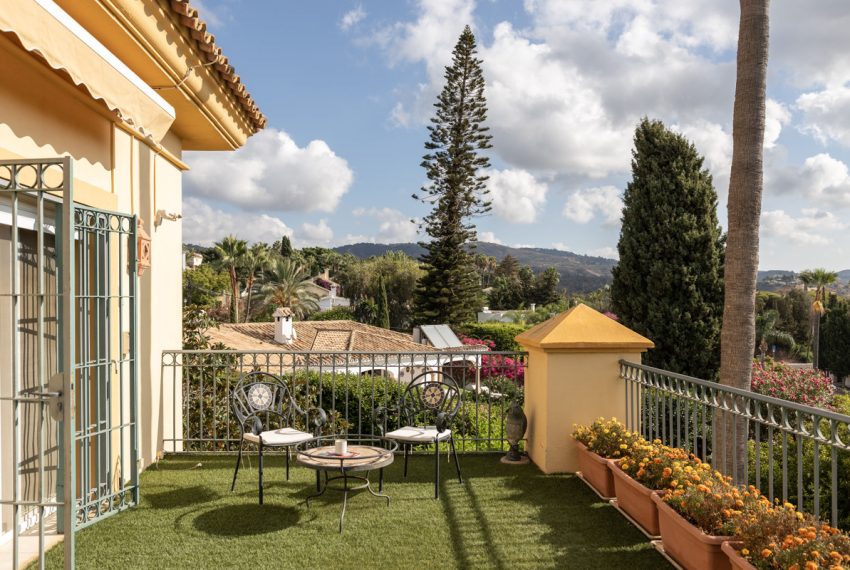 R4454656-Villa-For-Sale-El-Rosario-Detached-5-Beds-330-Built-17