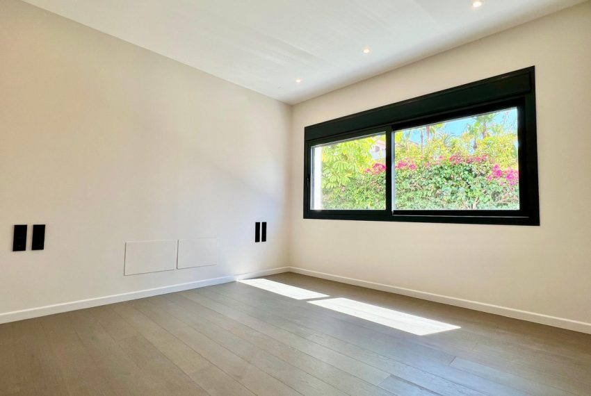 R4639333-Villa-For-Sale-Marbella-Detached-4-Beds-450-Built-14