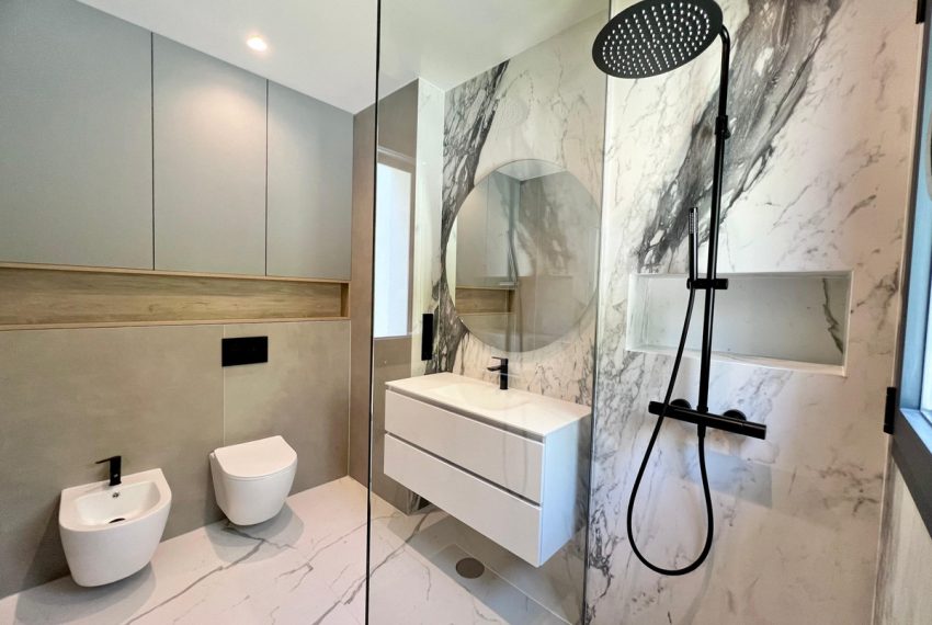 R4639333-Villa-For-Sale-Marbella-Detached-4-Beds-450-Built-16