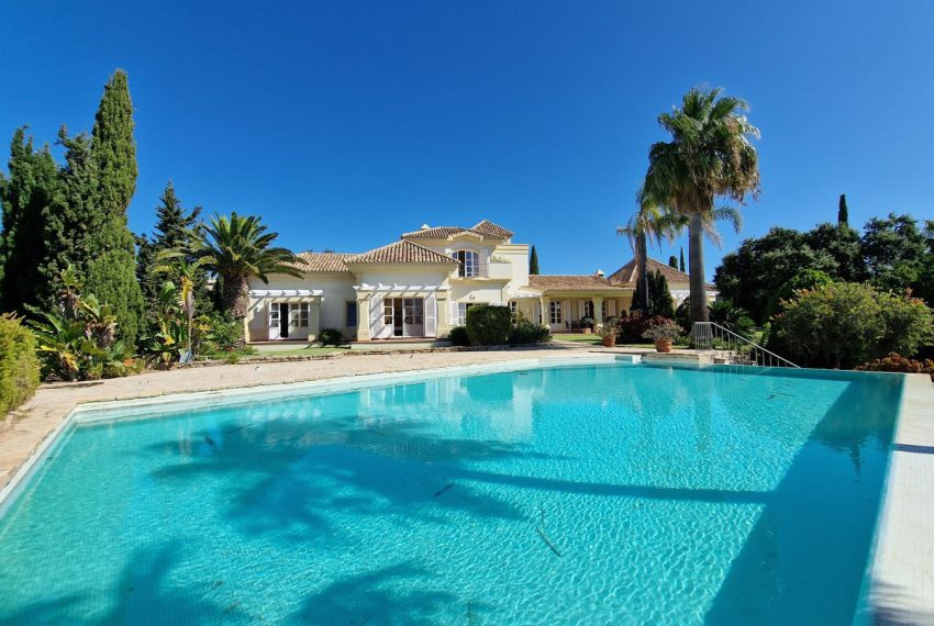 R4647109-Villa-For-Sale-Calahonda-Detached-3-Beds-588-Built