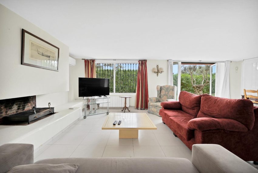 R4649023-Villa-For-Sale-Elviria-Detached-5-Beds-295-Built-14