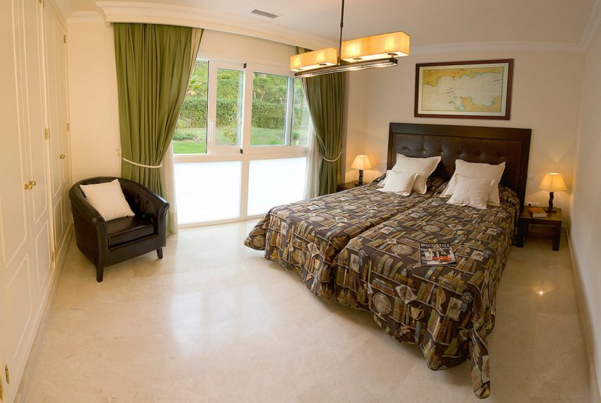 R4668940-Apartment-For-Sale-Marbella-Ground-Floor-2-Beds-130-Built-2