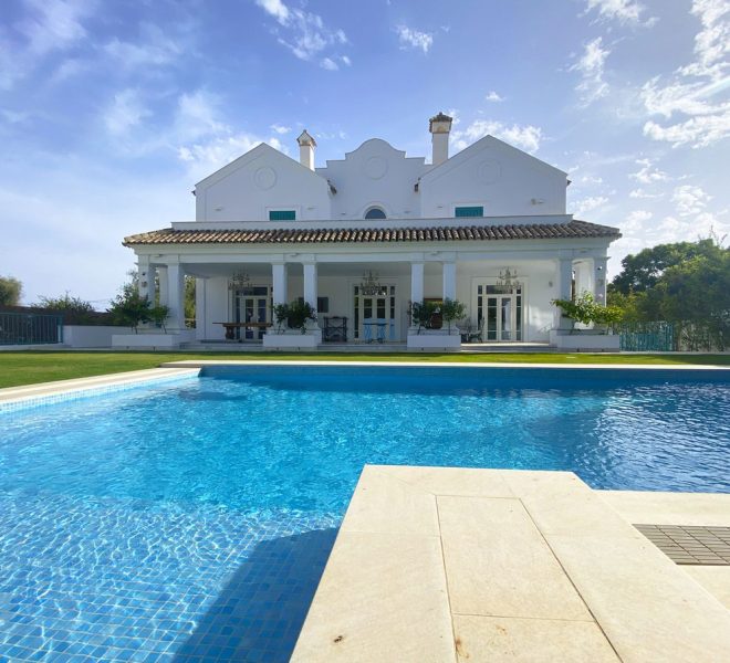 R4672168-Image 1-Detached - 13 Beds - 1002 Built