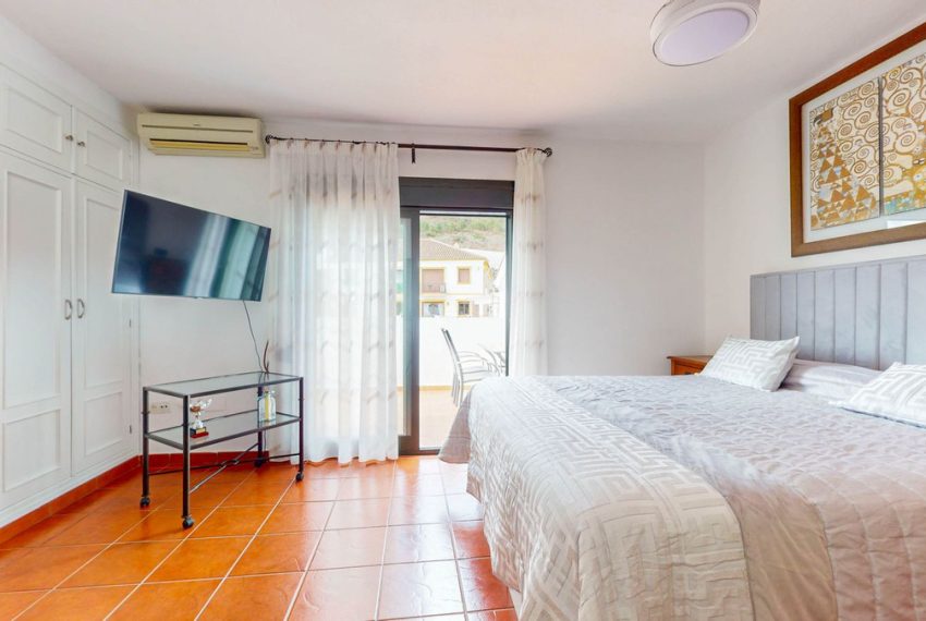 R4672972-Villa-For-Sale-Benahavis-Semi-Detached-4-Beds-264-Built-10