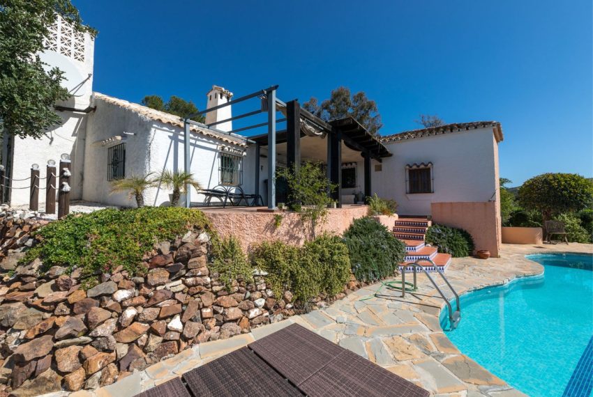 R4686016-Villa-For-Sale-Mijas-Finca-5-Beds-285-Built