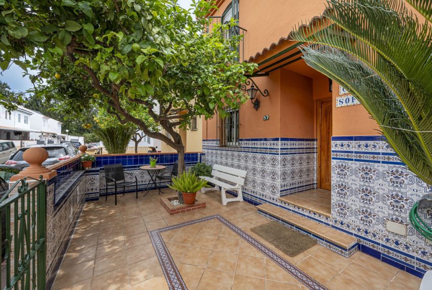 R4711864-Townhouse-For-Sale-Nueva-Andalucia-Terraced-4-Beds-105-Built-2