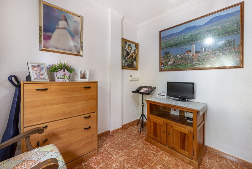 R4711864-Townhouse-For-Sale-Nueva-Andalucia-Terraced-4-Beds-105-Built-6