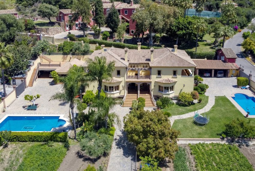 R4721041-Villa-For-Sale-Benahavis-Detached-10-Beds-1044-Built-1