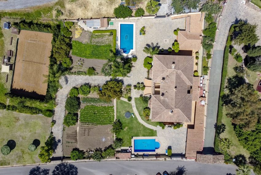 R4721041-Villa-For-Sale-Benahavis-Detached-10-Beds-1044-Built-5