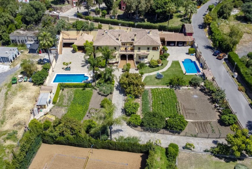 R4721041-Villa-For-Sale-Benahavis-Detached-10-Beds-1044-Built-9
