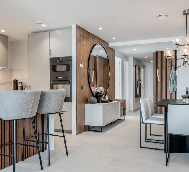 R4739725-Image 1-Penthouse Duplex - 3 Beds - 103 Built