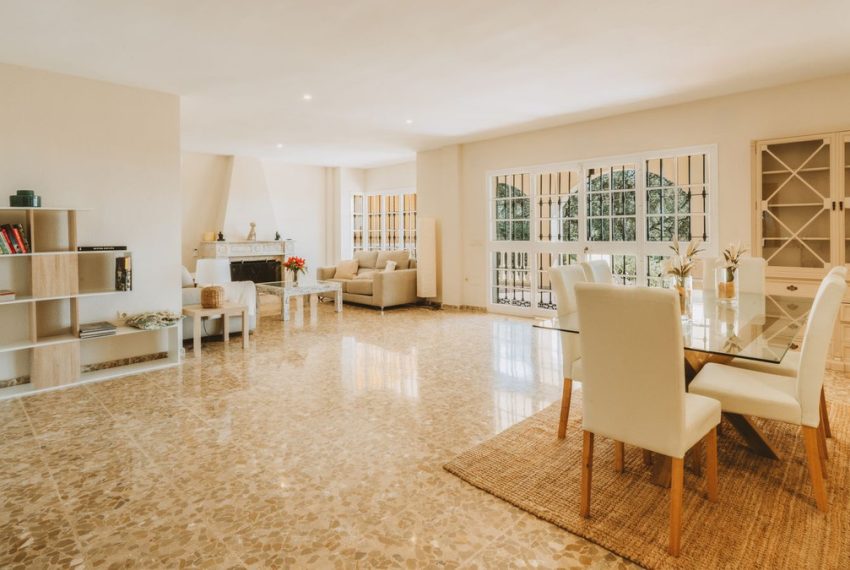 R4745782-Villa-For-Sale-Marbella-Detached-6-Beds-431-Built-2