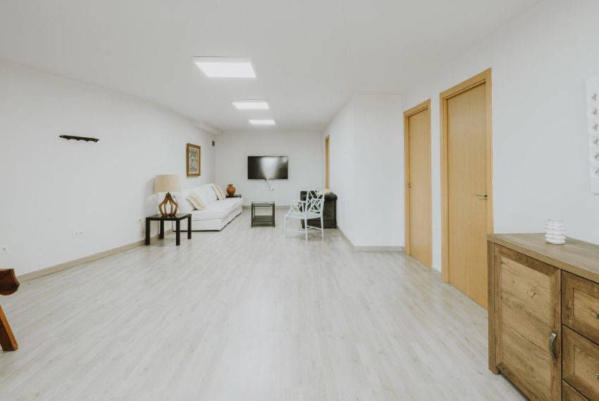 R4745782-Villa-For-Sale-Marbella-Detached-6-Beds-431-Built-8