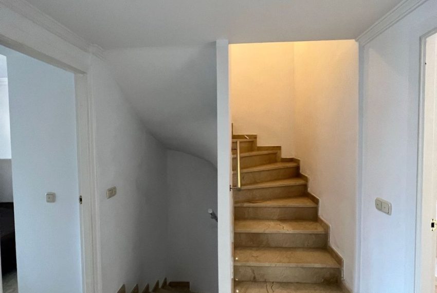R4749211-Townhouse-For-Sale-Nueva-Andalucia-Terraced-3-Beds-189-Built-14