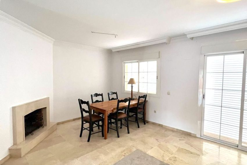 R4749211-Townhouse-For-Sale-Nueva-Andalucia-Terraced-3-Beds-189-Built-5