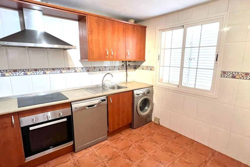 R4749211-Townhouse-For-Sale-Nueva-Andalucia-Terraced-3-Beds-189-Built-6