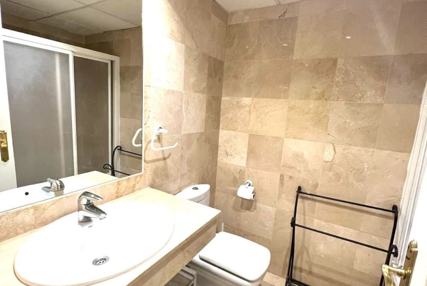 R4749211-Townhouse-For-Sale-Nueva-Andalucia-Terraced-3-Beds-189-Built-9