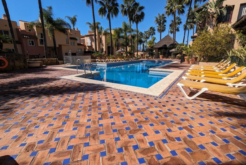 R4752382-Townhouse-For-Sale-Nueva-Andalucia-Terraced-3-Beds-229-Built-16