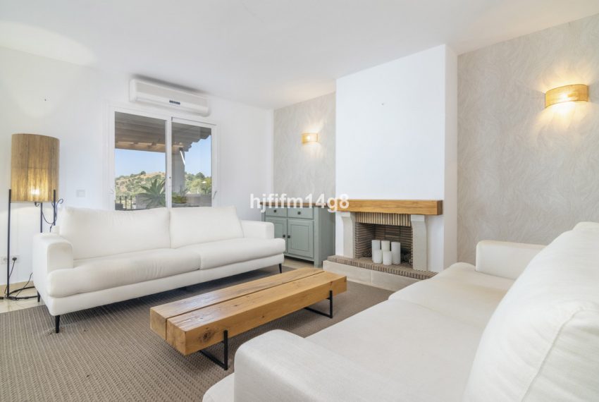 R4753348-Apartment-For-Sale-The-Golden-Mile-Penthouse-Duplex-4-Beds-177-Built-3