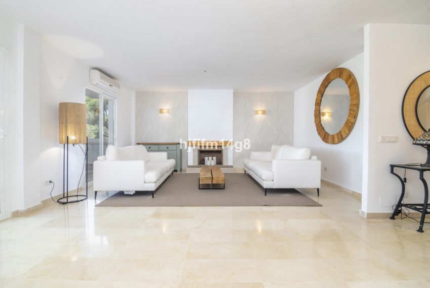 R4753348-Apartment-For-Sale-The-Golden-Mile-Penthouse-Duplex-4-Beds-177-Built-4