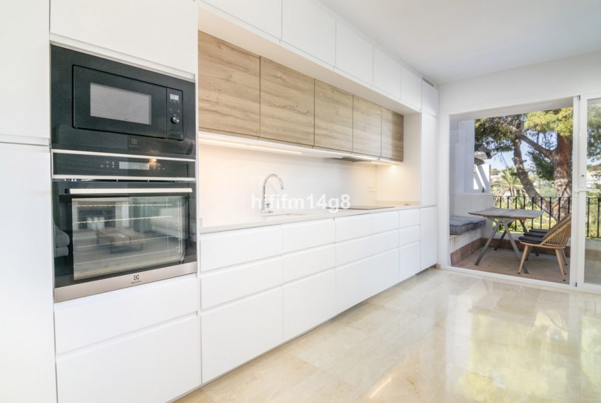 R4753348-Apartment-For-Sale-The-Golden-Mile-Penthouse-Duplex-4-Beds-177-Built-6