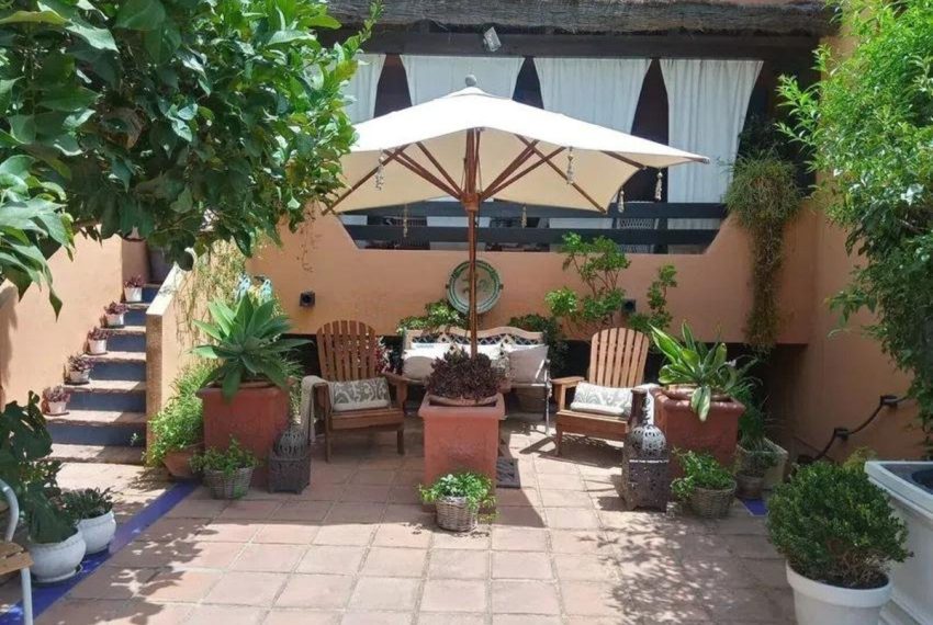 R4764316-Townhouse-For-Sale-The-Golden-Mile-Terraced-3-Beds-300-Built-5