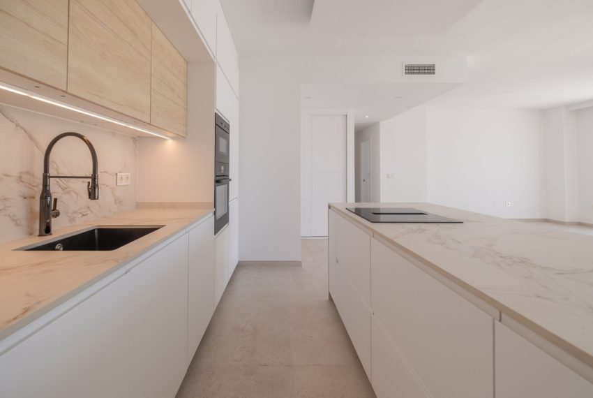 R4765513-Apartment-For-Sale-Miraflores-Penthouse-3-Beds-102-Built-3