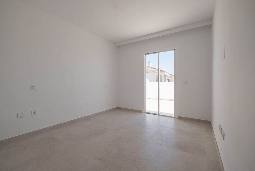 R4765513-Apartment-For-Sale-Miraflores-Penthouse-3-Beds-102-Built-7