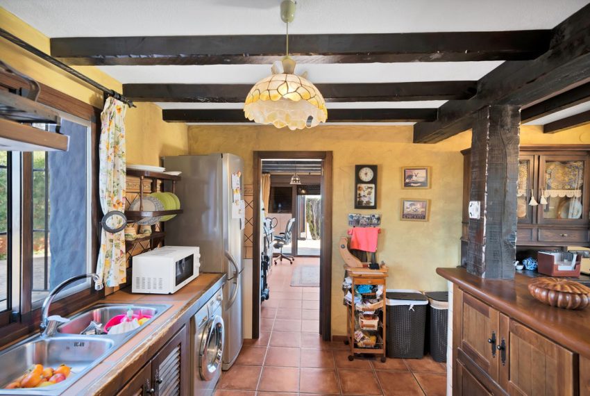 R4766848-Villa-For-Sale-Ojen-Finca-4-Beds-308-Built-12