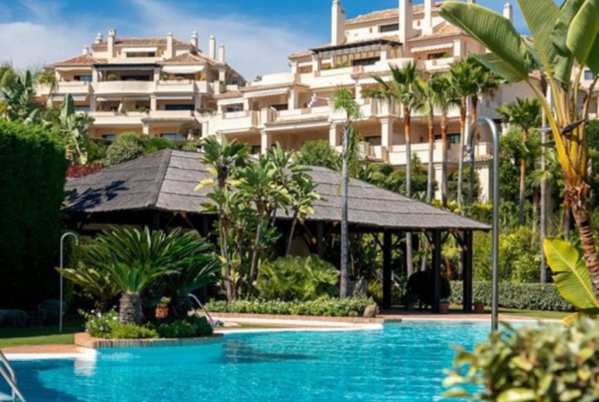 R4770565-Apartment-For-Sale-Benahavis-Penthouse-Duplex-3-Beds-155-Built-1