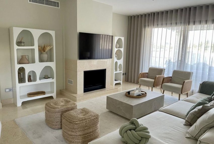 R4770565-Apartment-For-Sale-Benahavis-Penthouse-Duplex-3-Beds-155-Built-2