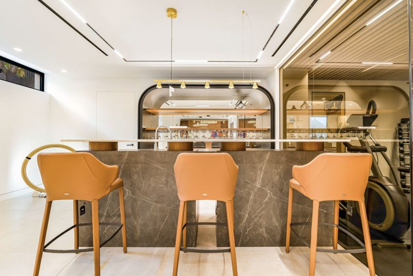 R4776136-Villa-For-Sale-The-Golden-Mile-Detached-5-Beds-813-Built-13