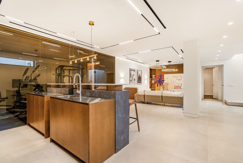 R4776136-Villa-For-Sale-The-Golden-Mile-Detached-5-Beds-813-Built-15