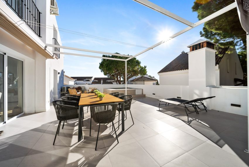 R4784341-Apartment-For-Sale-Nueva-Andalucia-Penthouse-Duplex-4-Beds-160-Built-10