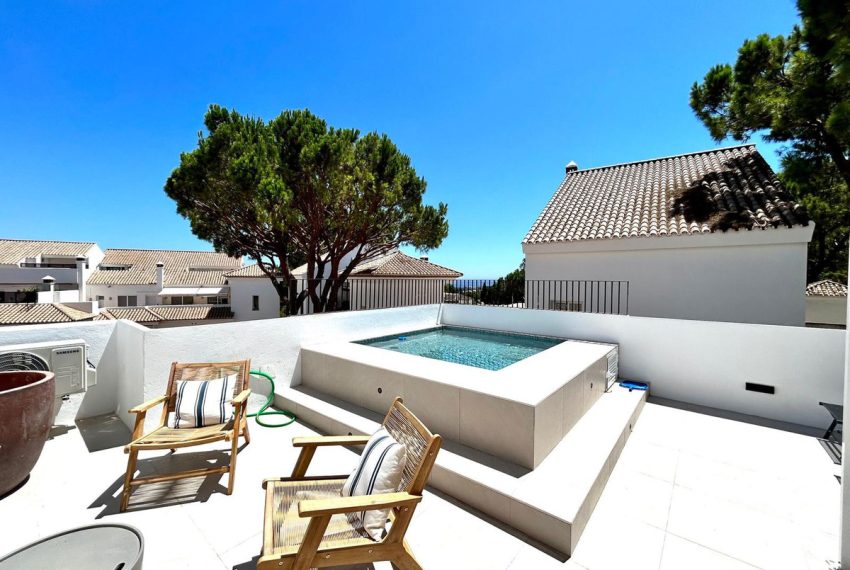 R4784341-Apartment-For-Sale-Nueva-Andalucia-Penthouse-Duplex-4-Beds-160-Built-8