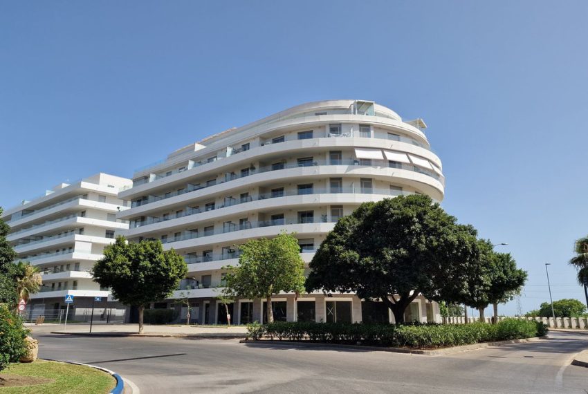 R4786153-Apartment-For-Sale-Nueva-Andalucia-Middle-Floor-3-Beds-120-Built-1