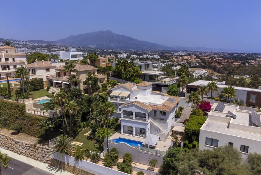 R4803826-Villa-For-Sale-Benahavis-Detached-5-Beds-453-Built-8