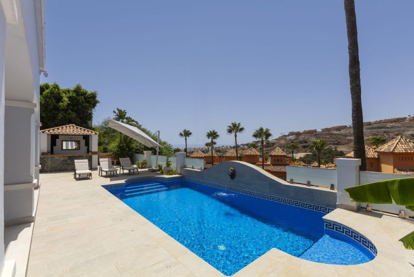 R4803826-Villa-For-Sale-Benahavis-Detached-5-Beds-453-Built