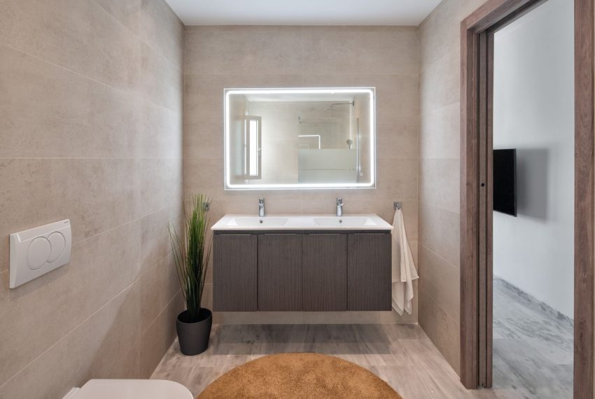 R4818865-Apartment-For-Sale-Nueva-Andalucia-Penthouse-3-Beds-173-Built-11