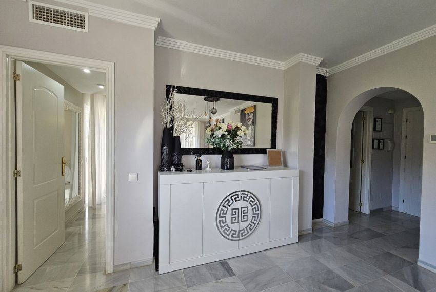 R4827676-Apartment-For-Sale-Estepona-Penthouse-2-Beds-150-Built-10