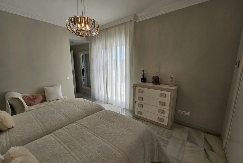 R4827676-Apartment-For-Sale-Estepona-Penthouse-2-Beds-150-Built-19